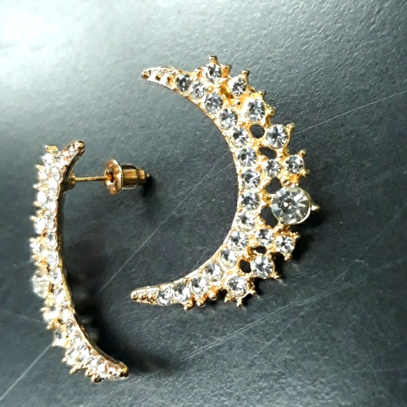 3 For $15 New Elegant Crystal Crescent Moon Earrings - Picture 5 of 9
